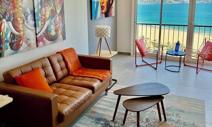 Empuriabrava Apartment | Exceptional Oceanfront Paradise Amazing Views