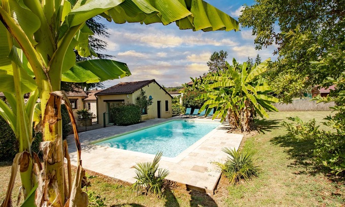 Sarlat-la-Caneda House | Exceptional Stay in Sarlat – House with Private Pool and Large Garden