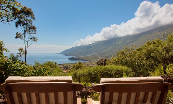 Prainha House | Exclusive house with fantastic sea views