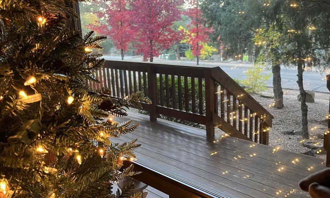 Pinetop-Lakeside Cabin | Exclusive Resort Cabin with Lake Views in the Gated Shores at Rainbow Lake