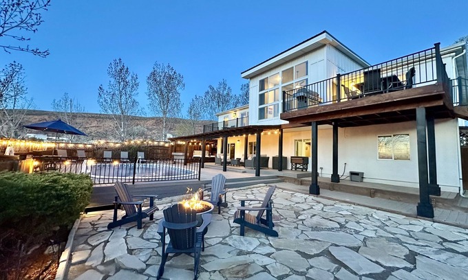 Moab South Valley House | Exclusive Retreats 6 Bedroom 6 Bath Desert Paradise with Private Heated Pool