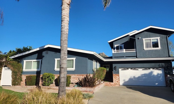 San Luis Obispo House | Executive Home Rental in San Luis Obispo for long term stays, fully furnished
