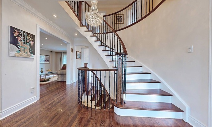 East Credit House | Executive Luxury Home Rental in Streetsville, Mississauga