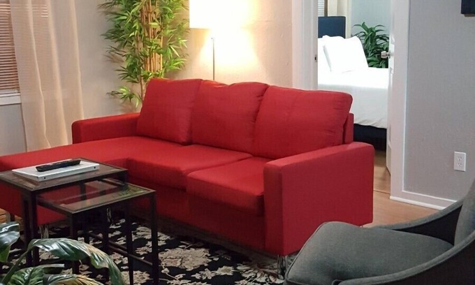Central Oklahoma City Apartment | Executive One Bed Plus Office/flex Close to downtown, OU Med,