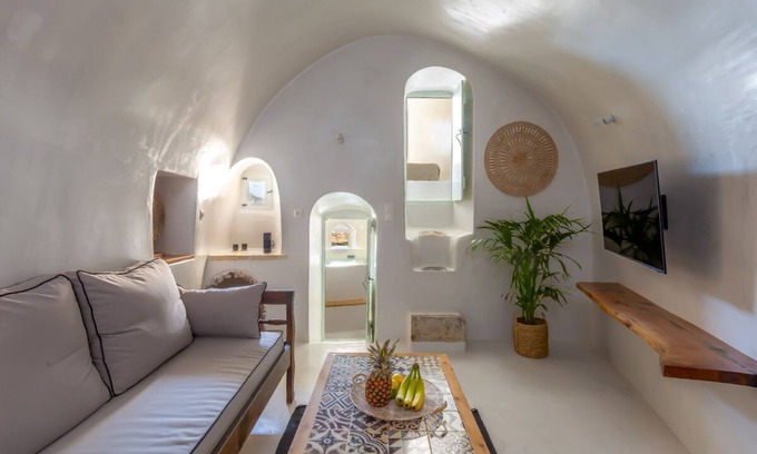 Emporio House | Exi Castle Suites