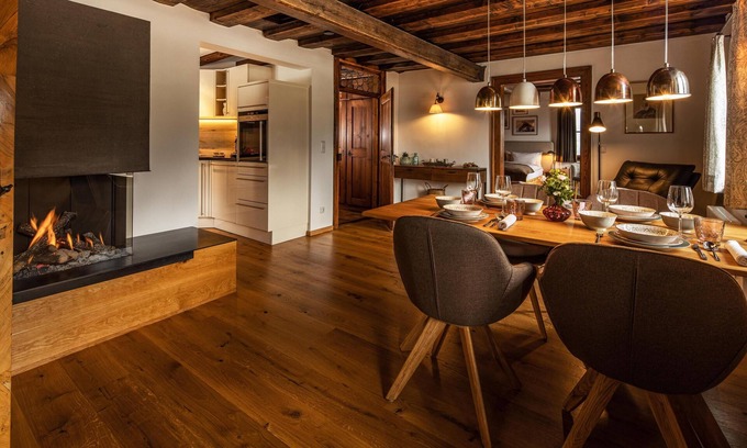 Berchtesgaden Apartment | Exklusive Ferienwohnung im Historischen Hofmusikerhaus Über den Dächern Berchtes