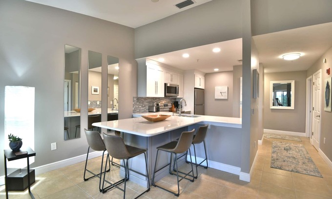 Holmes Beach Condo | Expansive Views, Walk to Beach and Grocer, Anna Maria Island Vacation Rental