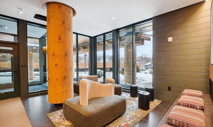 Stowe Area Condo | Experience the cozy charm of the Treehouse at Spruce Peak!