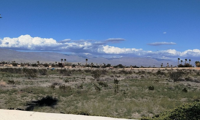 Palm Springs Condo | Experience the Ultimate Desert Oasis at Ayr Home