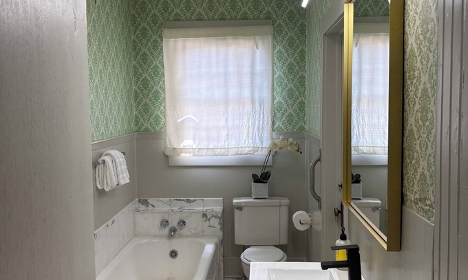 Mid City South House | Explore BR in newly renovated house-Walk to Perkins Overpass Dining, Bars &Parks