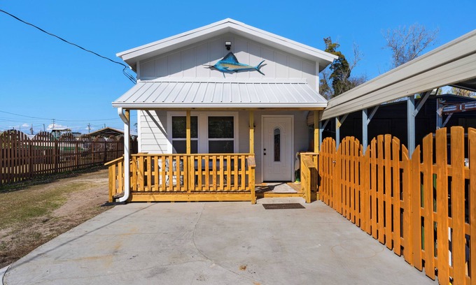 Panama City House | Explore Panama City in a Perfect Serene Home!