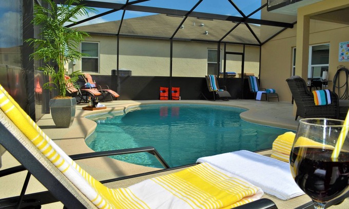 Kissimmee House | Exquisite Destination Villas. Crystal location