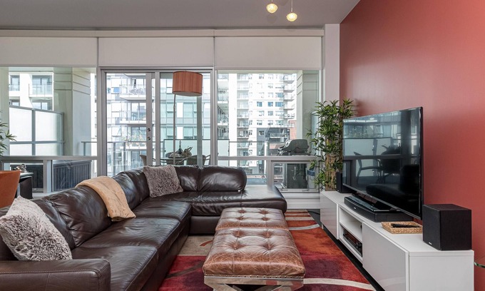 Downtown Victoria Condo | Exquisite gem in the heart of Victoria