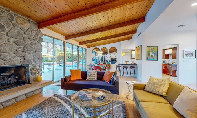 Vista Las Palmas House | Exquisite home with enclosed yard, private pool, pool spa, gas grill - Dogs OK
