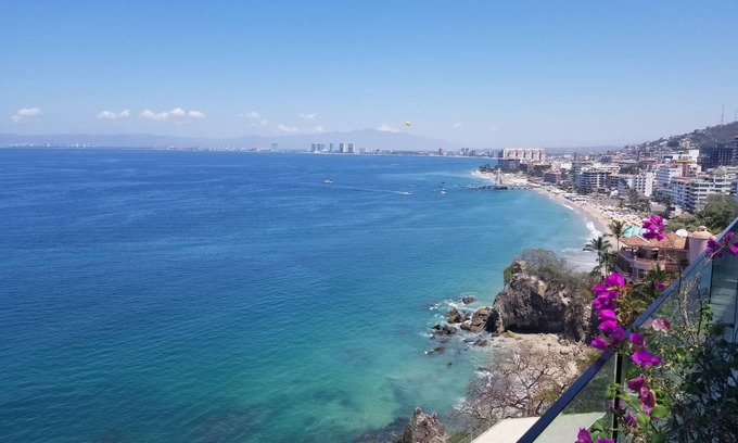 South Shore Hotel Area Condo | EXQUISITE SAYAN BEACHFRONT DUPLEX PENTHOUSE WITH PRIVATE POOL, CONCHAS CHINAS