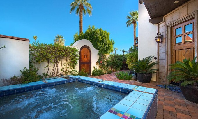 Historic Tennis Club House | Exquisite Villa 3bd 3bath Palm Springs Book April 2025 stay for free 5/1 -5/14
