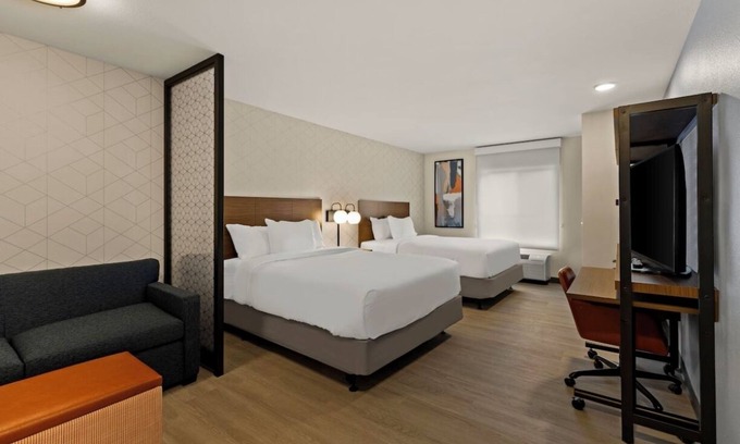 Brownsville Hotel | Extended Stay Suites | 2 Units | Brownsville TX Location