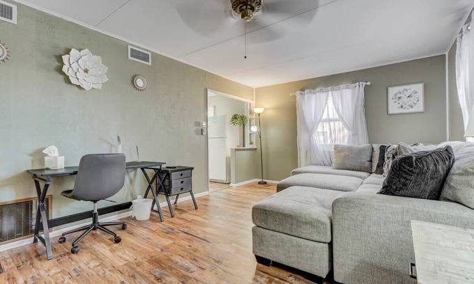 Central Colorado Springs House | Extended Stays Close to Broadmoor Ft Carson USAFA