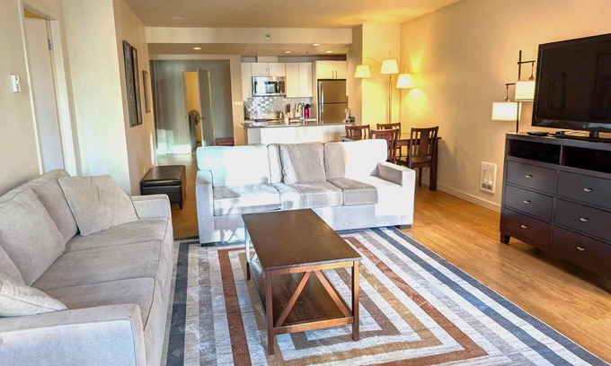Downtown Seattle Apartment | Extra Large 2-bdrm, 2 bath at Harbor Steps - Walk to Pike Place, Waterfront!