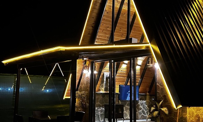 Ardesen Ski Chalet | Fırtına deresi manzaralı müstakil bahçeli bungalov