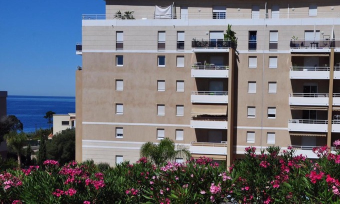 Ajaccio Apartment | F2 Le Lavezzi