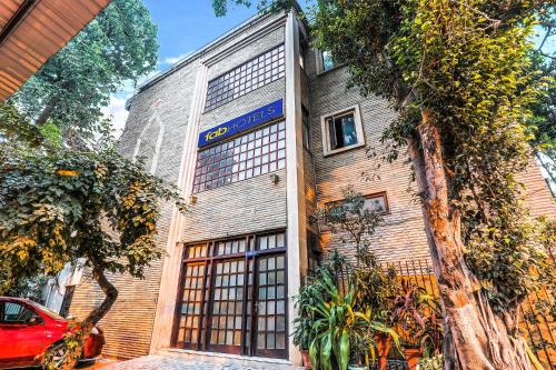 Noida Hotel | FabExpress Hemkunt Mansion