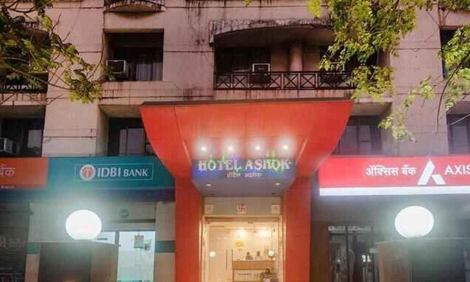 Bhiwandi Hotel | FabHotel Ashok Tuliip