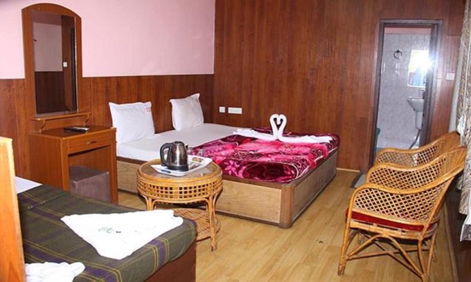Kodaikanal Hotel | FabHotel MG Residency