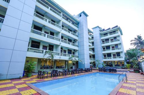 Candolim Hotel | FabHotel Shalom Indus Residency - 1 km to Candolim Beach