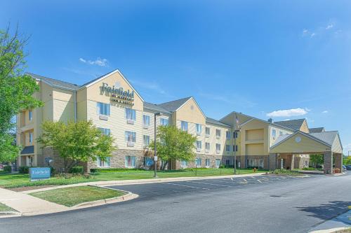 Naperville Hotel | Fairfield Inn & Suites by Marriott Chicago Naperville