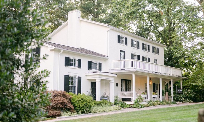 Centreville Bed & Breakfast | Fairville Inn