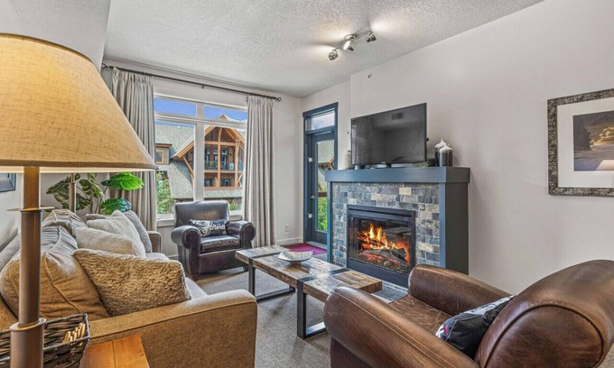 Canmore Condo | Falcon's Nest, Nest in the Rockies