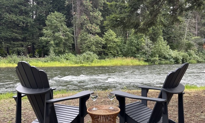 Cle Elum House | Fall Escape w/Yakima River Views, Fire Pit, Decks & Golfing at Sun Country