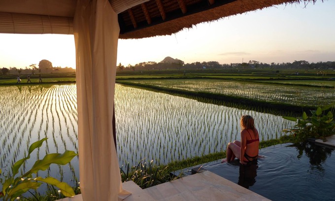 Lodtunduh Villa | Fall in Love with Rose Moon Villa
