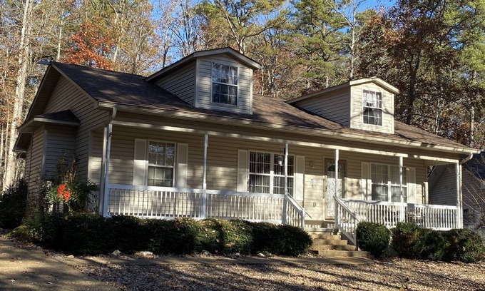 Hot Springs Village House | Fall Special- Quiet & Peaceful with Toys!