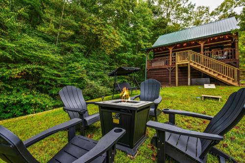 Gatlinburg - Pigeon Forge House | Fall Special Peaceful Mt Views Fishing Pond