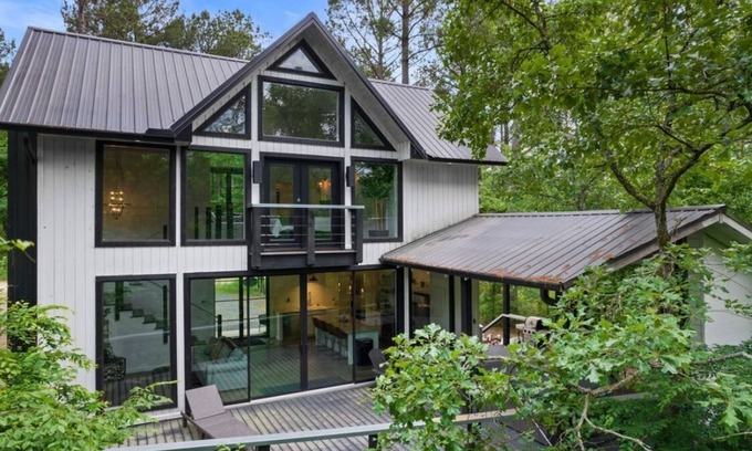 Broken Bow Other | FallHideaway - VailsBluff - RomanticEscape - HotTub - FirePlace
