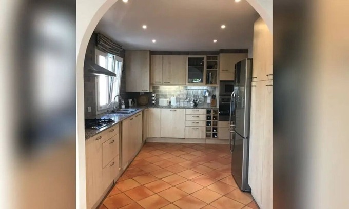 Trebeluger Villa | Family 3 Bedroom Villa in Trebelúger with private garden and pool