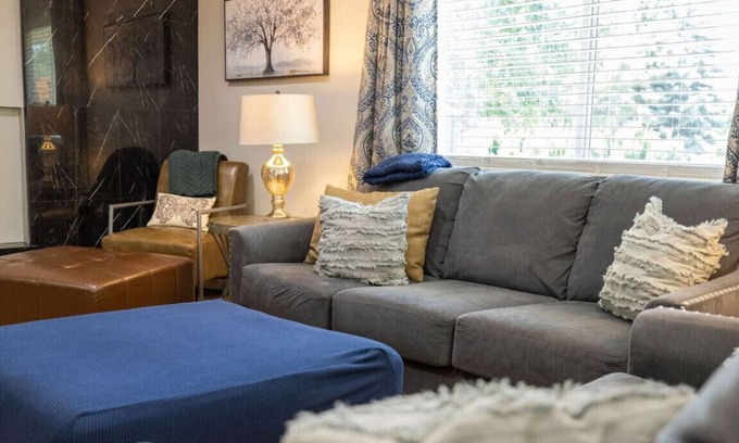 Sandy House | Family Amenities|Pets|Desks|Fenced Backyard