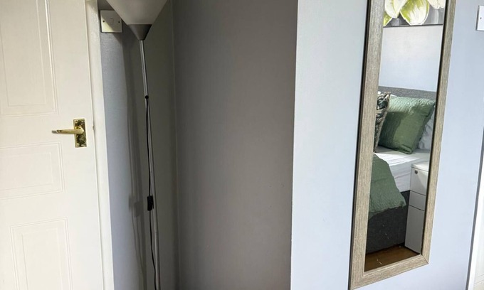 Acocks Green House | Family & Couple Room Birmingham