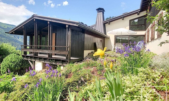 Les Contamines-Montjoie House | Family chalet in the heart of Les Contamines-Montjoie (74) - Sleeps 12