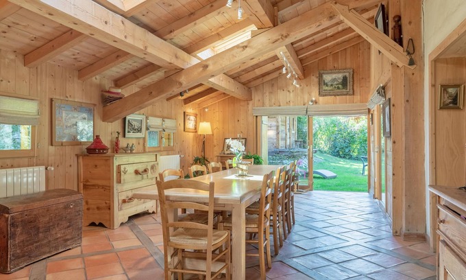 Saint-Gervais-les-Bains House | Family chalet St-gervais center 10 people Furnished tourism classified 3 *