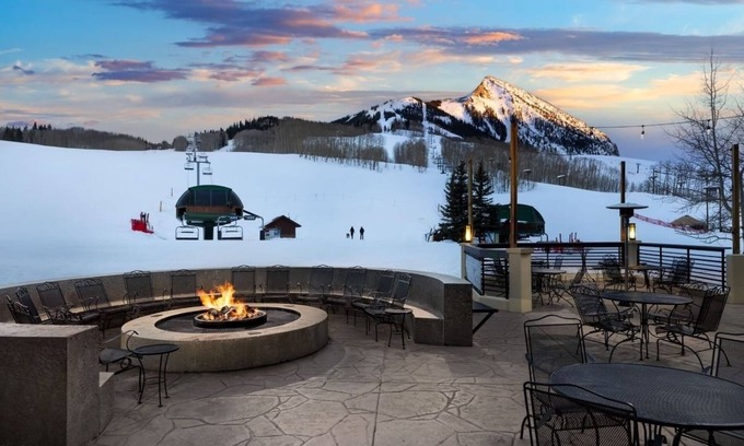 Crested Butte Hotel | Family-Friendly Suite w/Kitchenette Near Hiking Trails, 2 Family Ready Rooms
