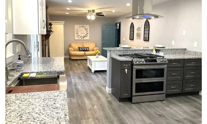 Greenville - Spartanburg House | Family-Friendly 4 bedroom home with game room.