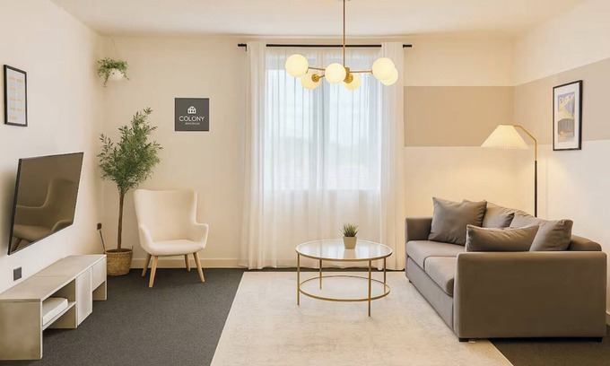 Salford Apartment | Family Friendly 8 Guests Flat & Free Parking