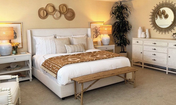 Balboa Peninsula House | Family Friendly Beach Front Property with Large Patio