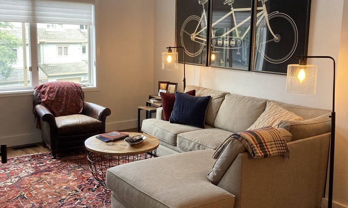 Edwards House | Family-Friendly, Friends' Adventure Ski House! 3 bedroom Townhouse in Edwards