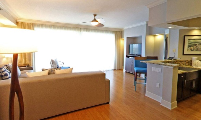Florida Central Atlantic Coast Condo | Family-Friendly Orlando Condo! 2BR/2BA + Full Kitchen & Washer/Dryer
