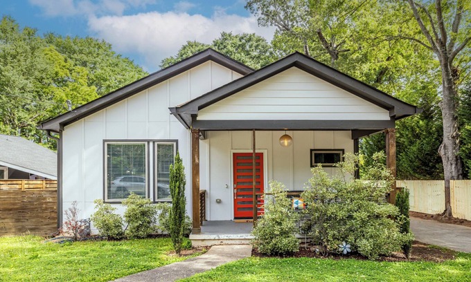 East Atlanta House | Family-Friendly Retreat Just Steps from East Atlanta Village