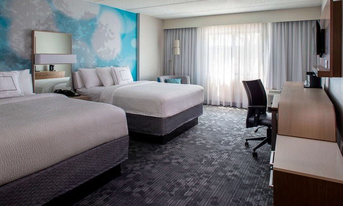 Norcross Hotel | Family Friendly Stay in Norcross! 3 Pet Friendly Units, Free Parking, Pool & Gym